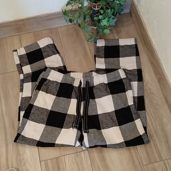 White Plaid Pajama Pants - Picture 6 of 9